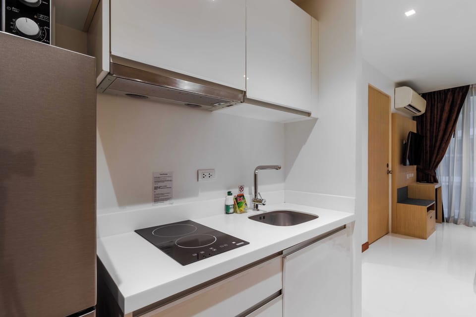 Condo | Private kitchen