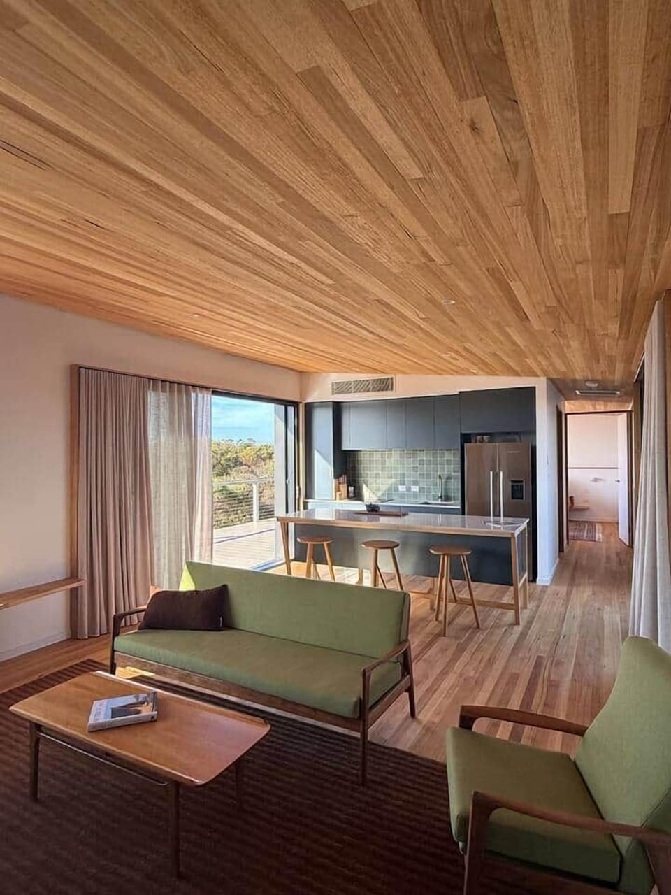 Crafted from natural materials, built by hand.
Every space connects to the view.