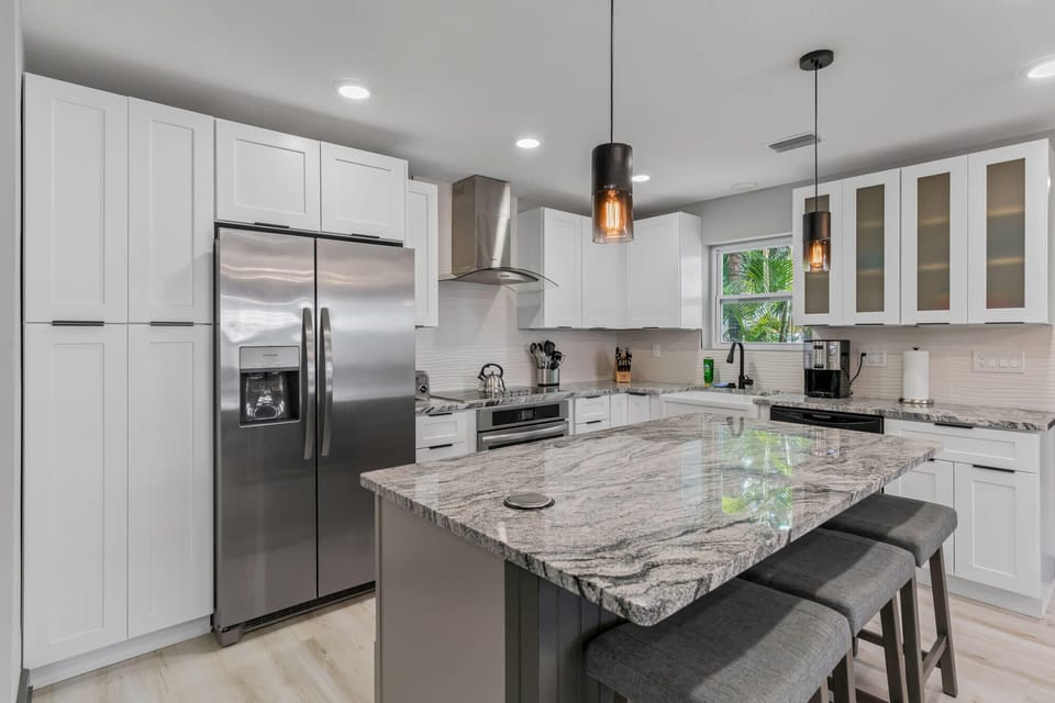 Full Kitchen