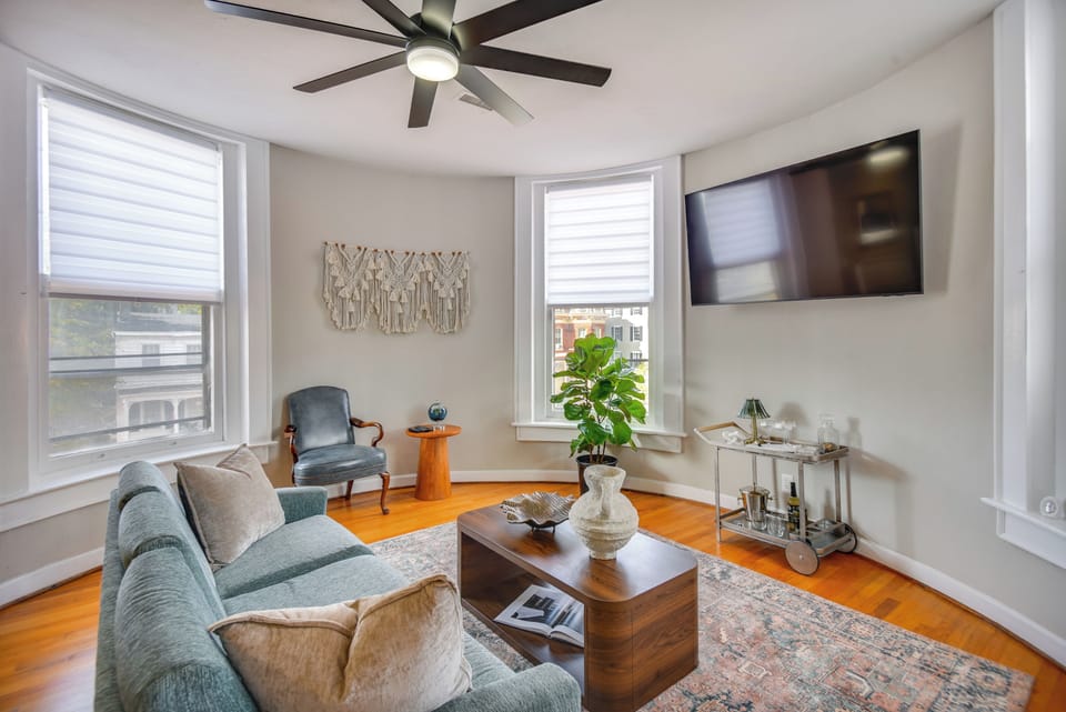 Portsmouth Vacation Rental | 1BR | 1BA | 600 Sq Ft | Stairs Required