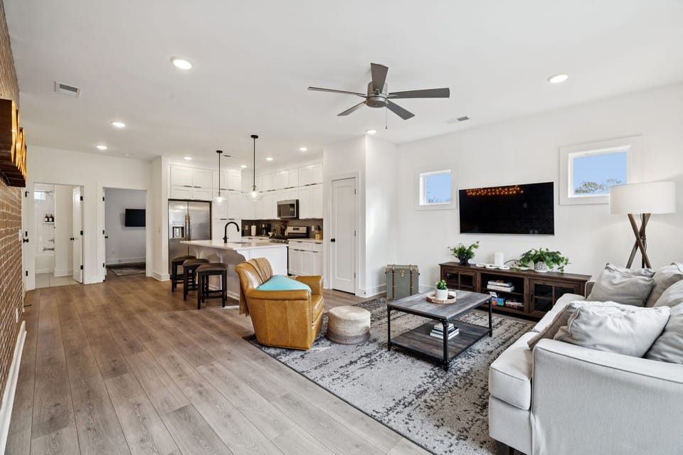 Living Room: Settle in and make yourself at home. Our charming living room offers comfort and style in equal measure.