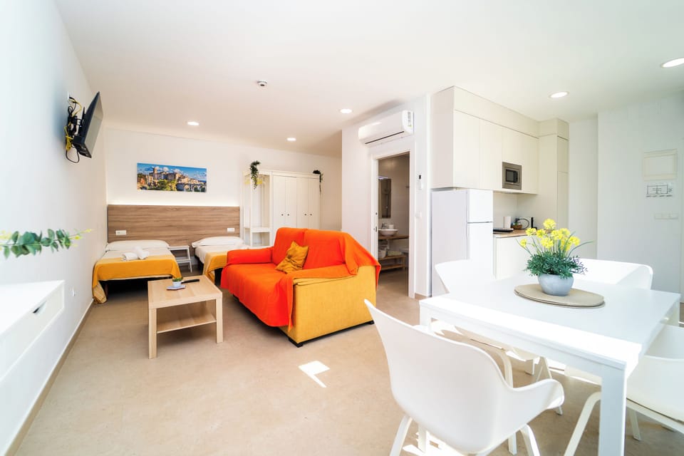 CA STUDIO-TERRAZA-VISTA PLAYA | Living area | Smart TV