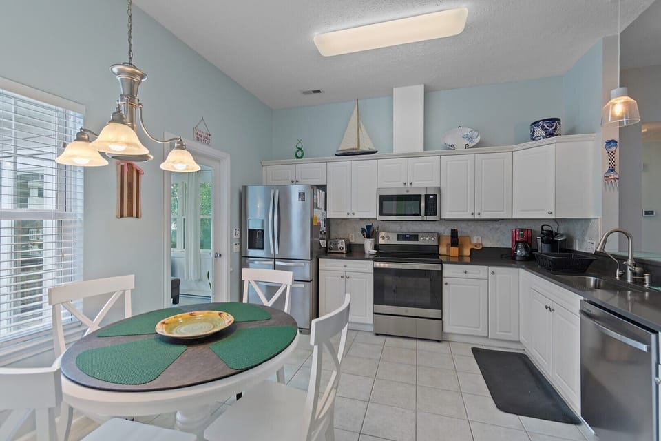 Kitchen
CS 10-31-25