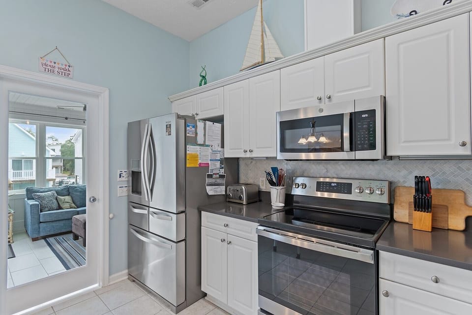 Kitchen
CS 10-31-25