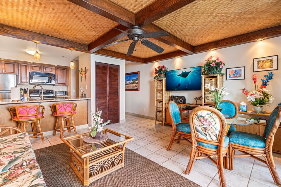 Condo, 1 Queen Bed with Sofa bed, Lanai, Ocean View (Kona Reef A6) | Interior