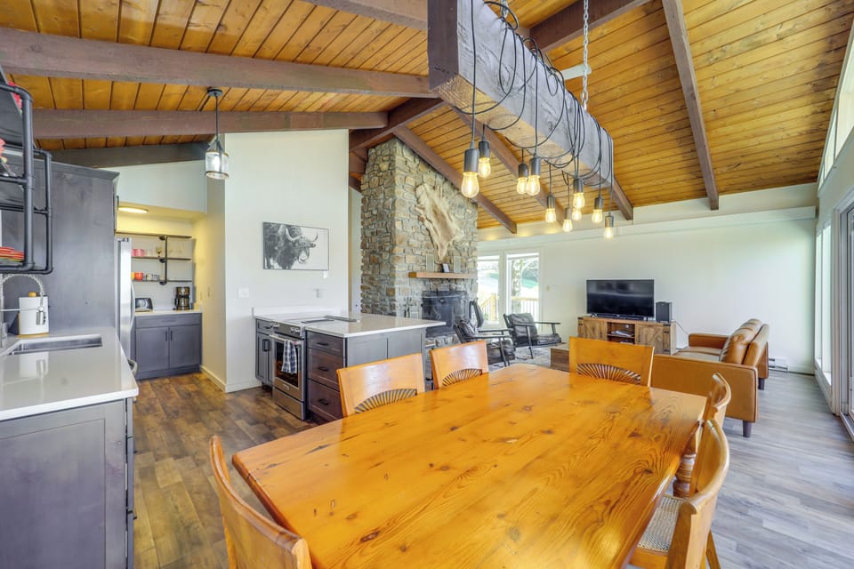 House (4 Bedrooms) | Interior
