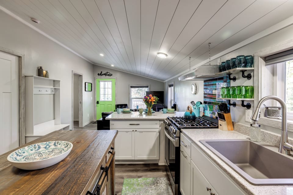 House (2 Bedrooms) | Interior