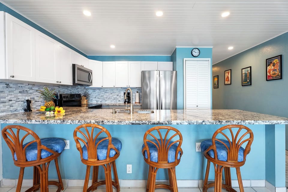 Condo, 1 King Bed with Sofa bed, Lanai, Ocean View (Sea Village 4312) | Private kitchen