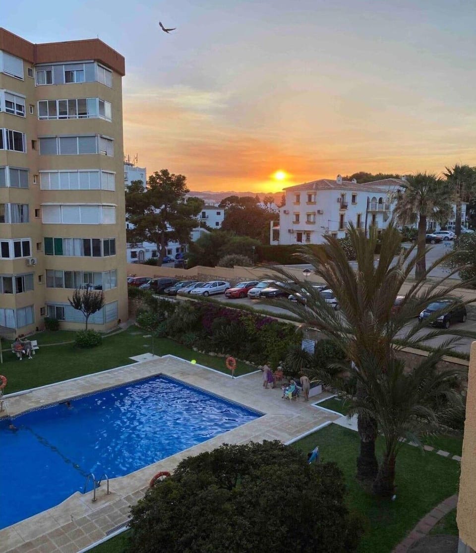 Holiday Home Swimming Pool