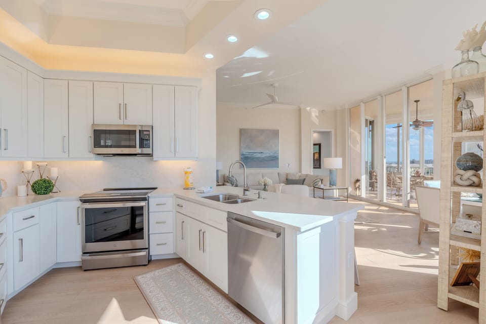 Modern fully equipped kitchen.