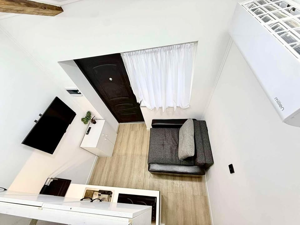 Studio | Living area