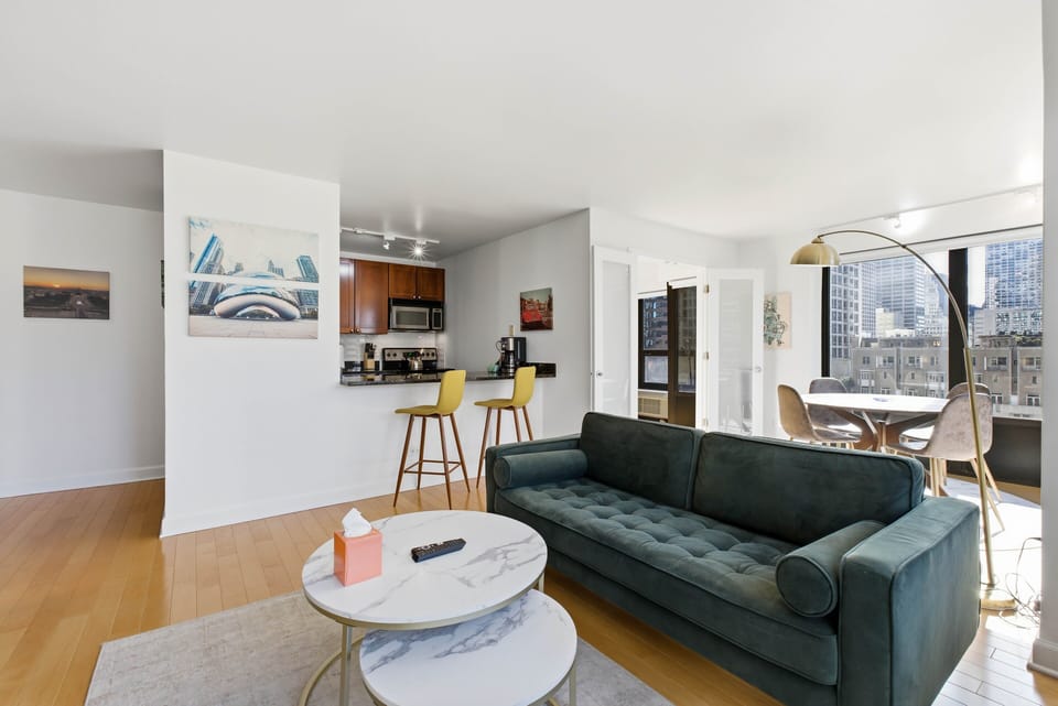 10-print-30 E Huron St 1404 - AllSet Turnover_CHP2025_010