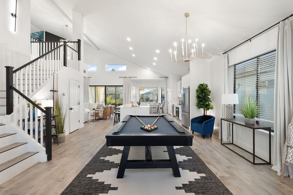 Pool table