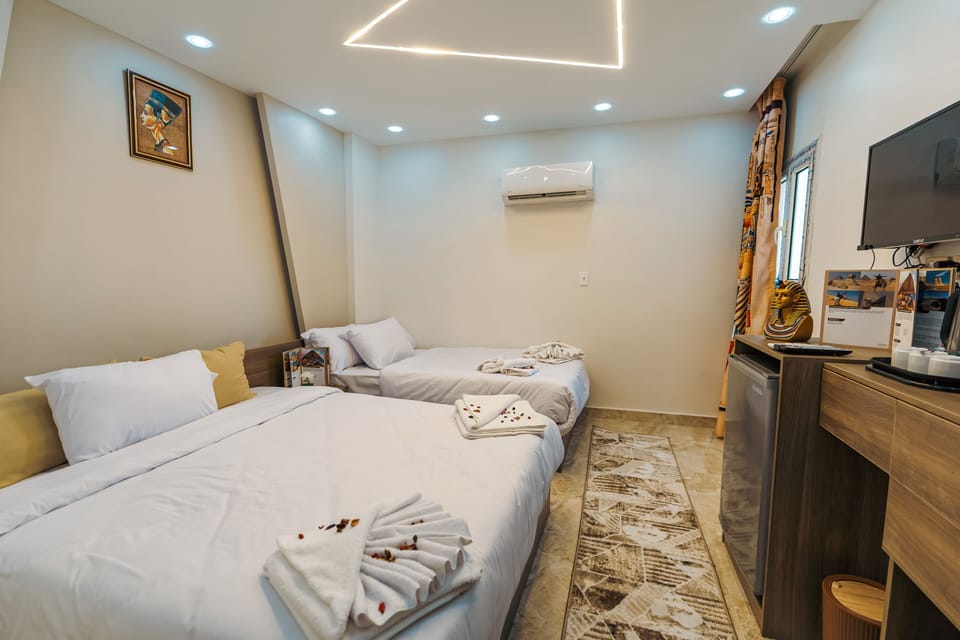 Comfort Triple Room | Egyptian cotton sheets, premium bedding, down comforters, minibar
