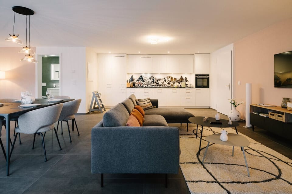 Wohnzimmer & Essbereich