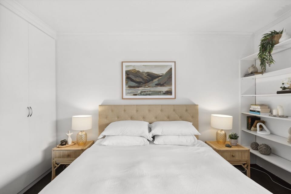 Apartment | 2 bedrooms, iron/ironing board, bed sheets