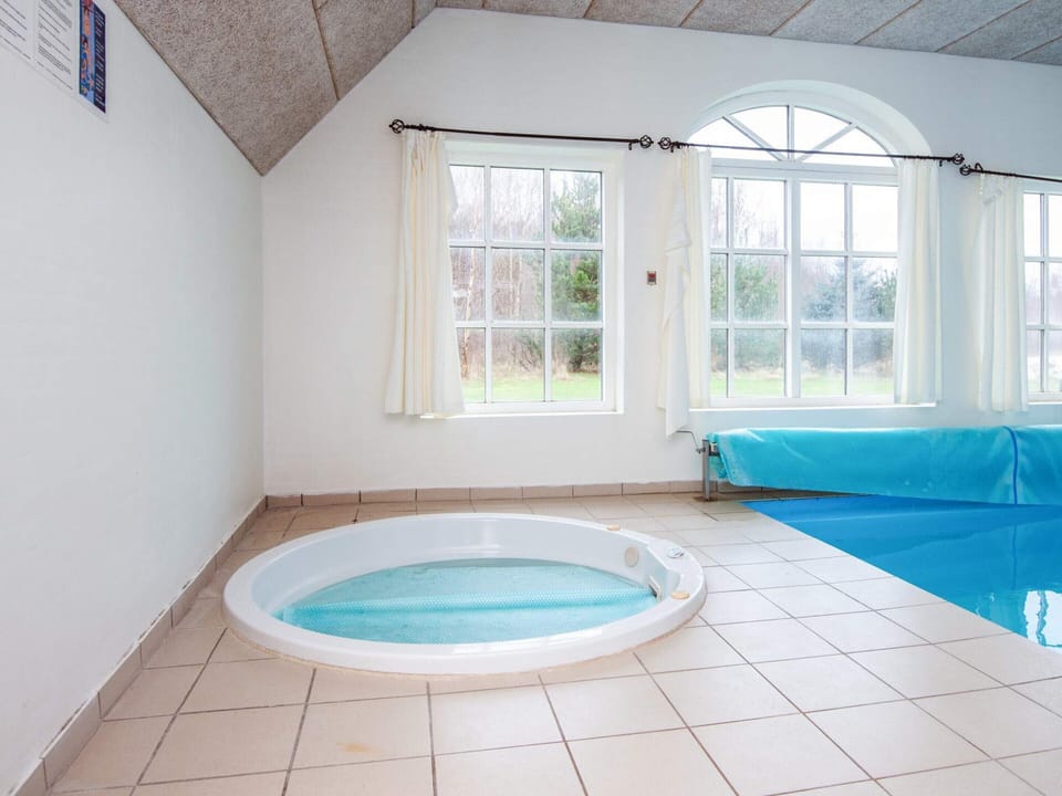 House | Spa treatment