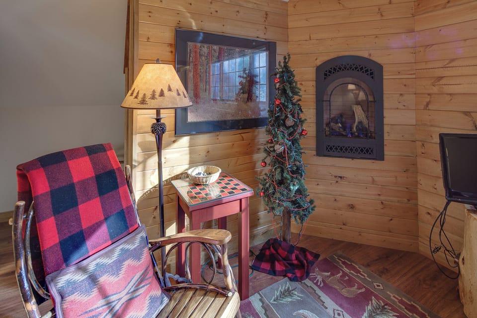 Bedroom #3 with Queen and fireplace