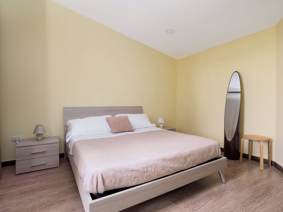 Panoramic House, Partial Sea View | Down comforters, blackout drapes, iron/ironing board, travel crib