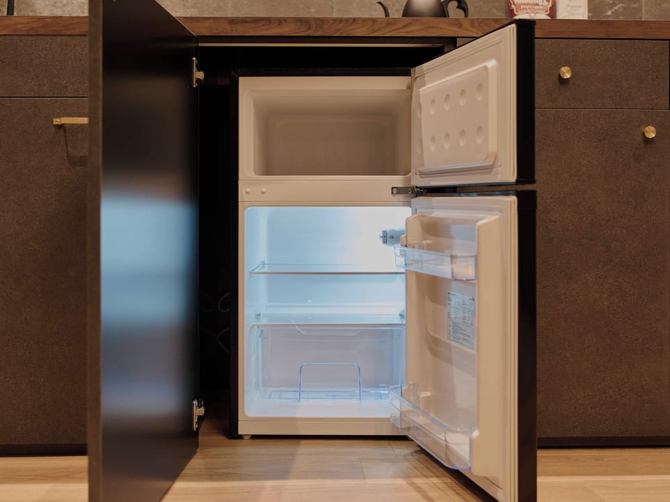Superior Suite | Mini-refrigerator