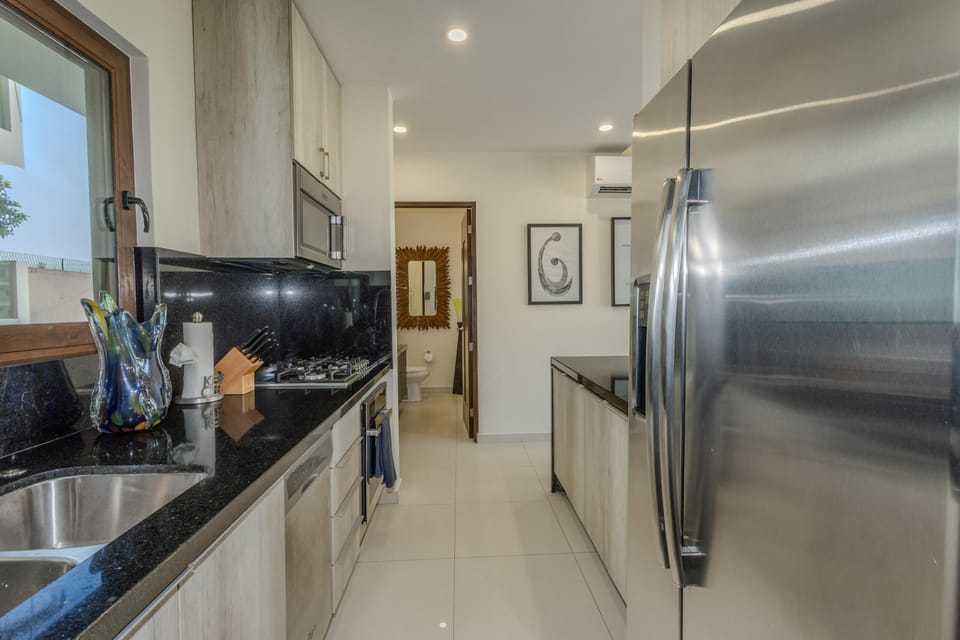 Condo - Image 16