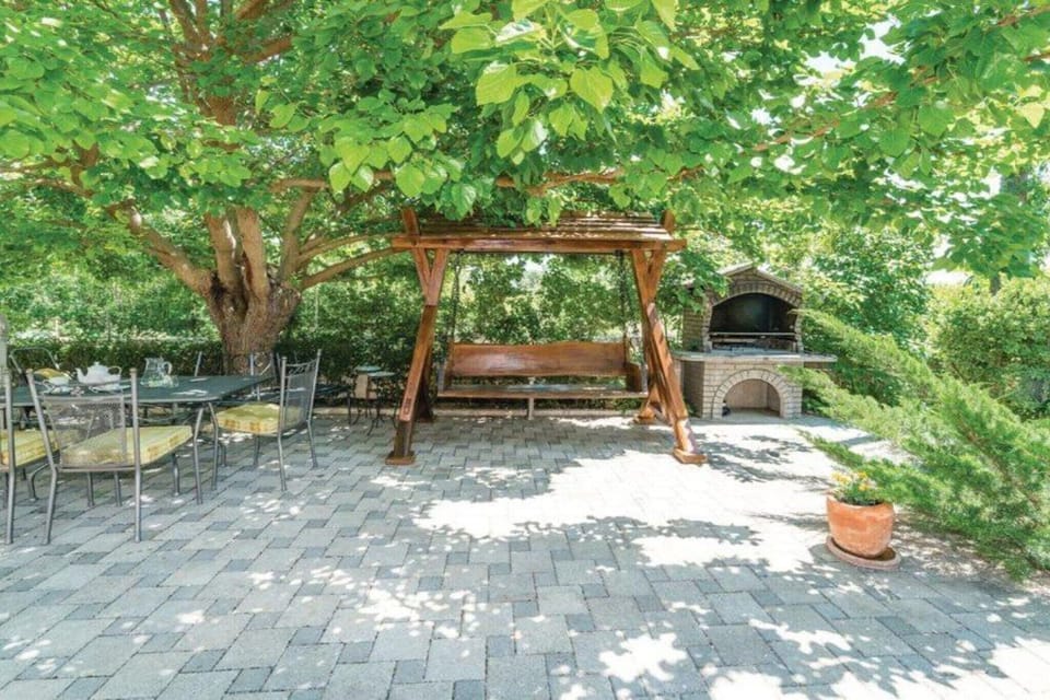 Garden [summer]
