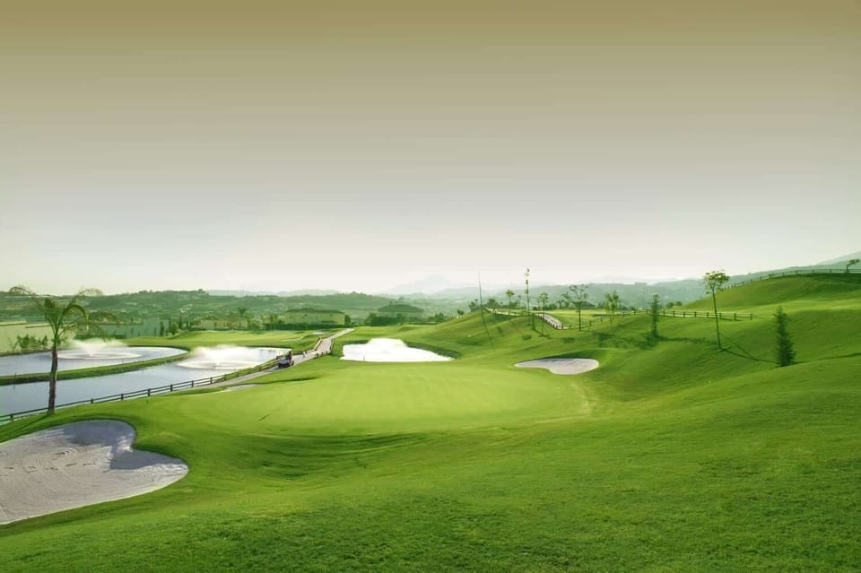 Enjoy some of Marbellas nicest golf courses just around the corner