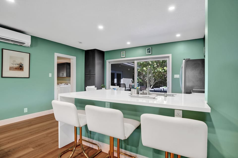 This area is perfect for extra prep space and casual dining all in one!