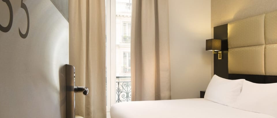 Minibar, in-room safe, desk, soundproofing