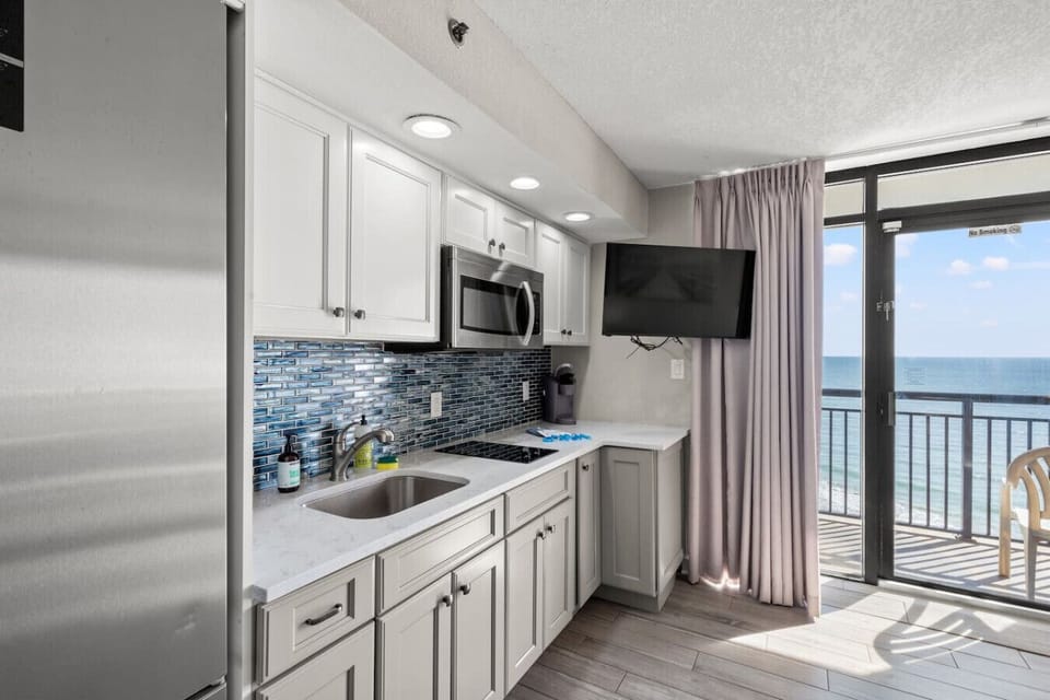 Oceanfront kitchen provides an excellent spot to prepare a vacation meal for the entire family.