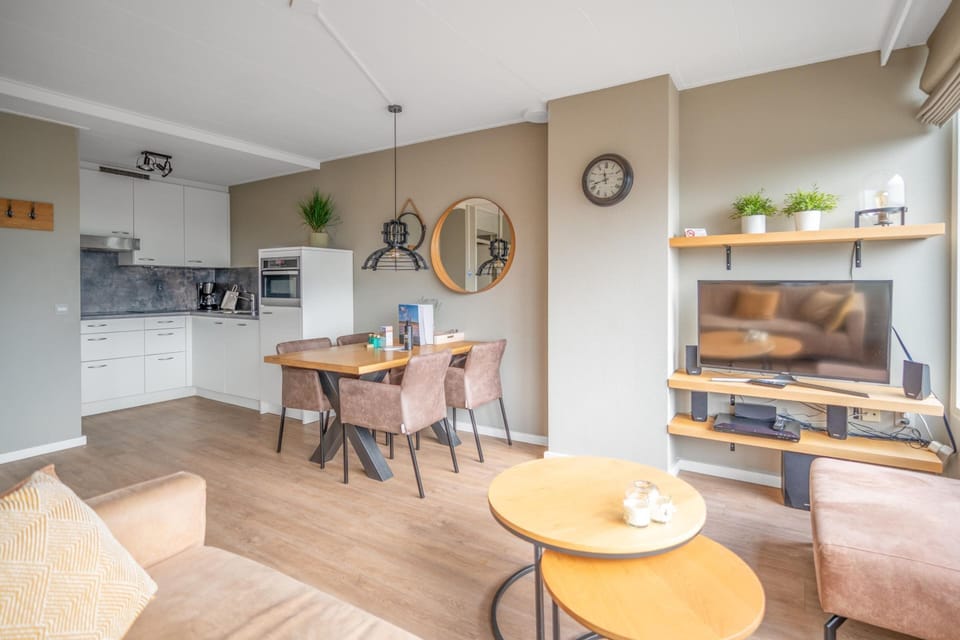 Apartment | Living room