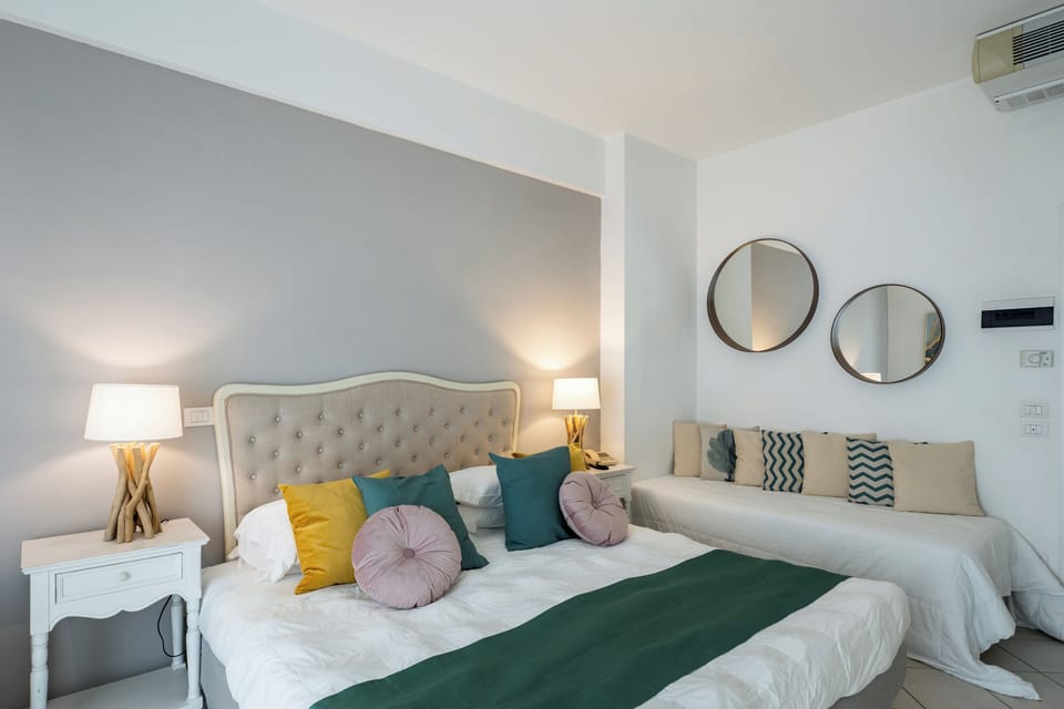 Superior Triple Room | In-room safe, desk, soundproofing, free WiFi