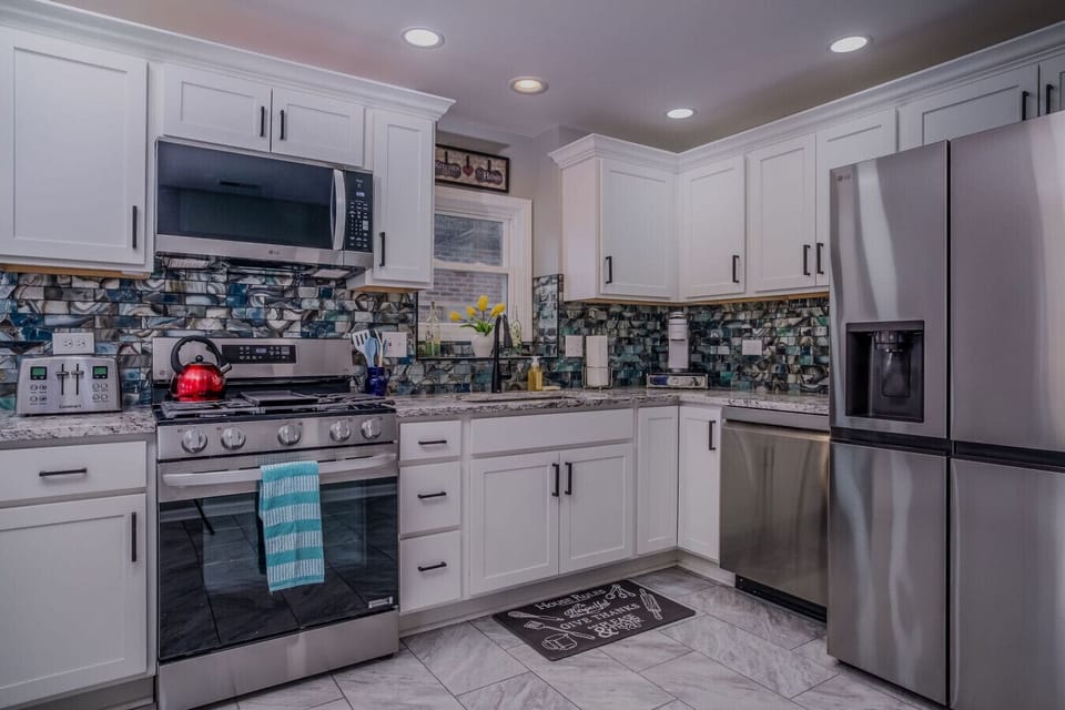 Fully functional Luxury gourmet kitchen