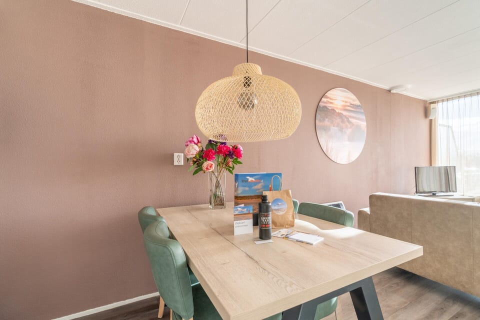 Apartment | Dining