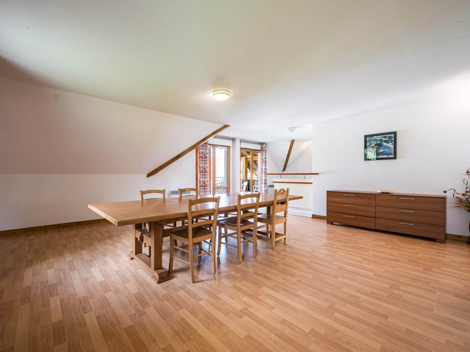 Apartment | Dining