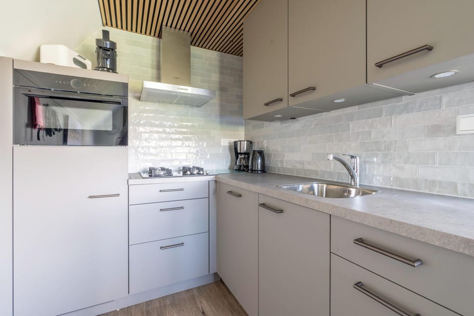 House | Private kitchen | Highchair, cookware/dishes/utensils