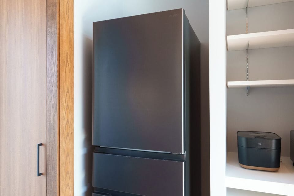 Villa, Pool View | Mini-refrigerator