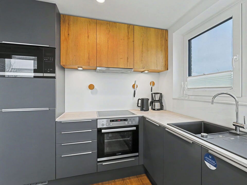 Kitchen, Kitchen Appliance, Countertop, Cabinetry, Major Appliance, Flooring, Home Appliance, Wood, Interior Design, Kitchen Sink