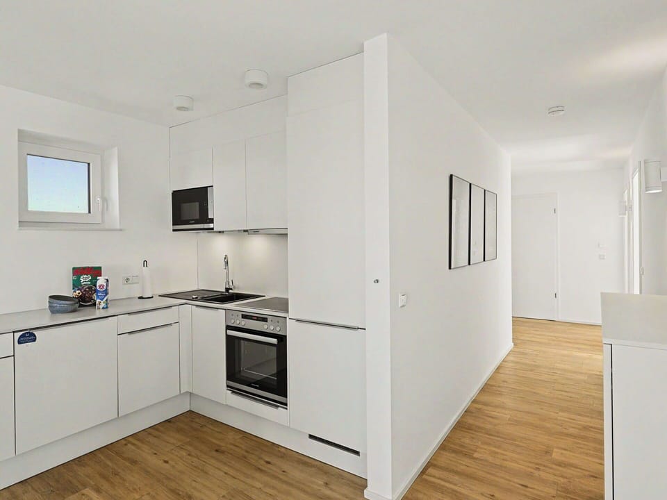 Flooring, Interior Design, Floor, Ceiling, Kitchen, Room, Apartment, Wood Flooring, Cabinetry, Countertop