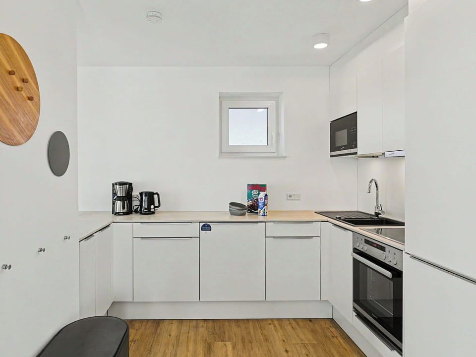 Interior Design, Flooring, Kitchen, Wall, Kitchen Appliance, Major Appliance, Wood, Countertop, Ceiling, Floor