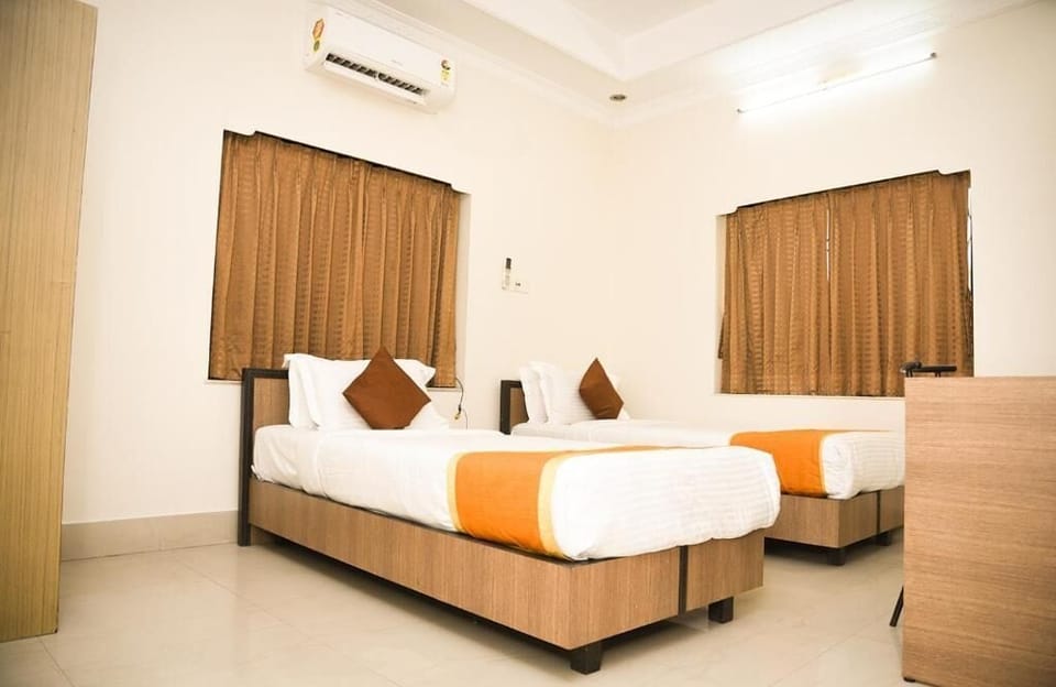 Double Room, Balcony | Free WiFi