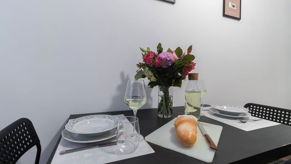 Apartment (1 Bedroom) | Interior