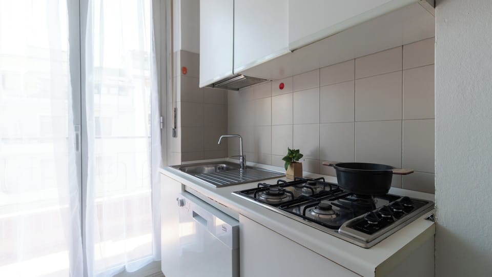 Apartment (1 Bedroom) | Interior