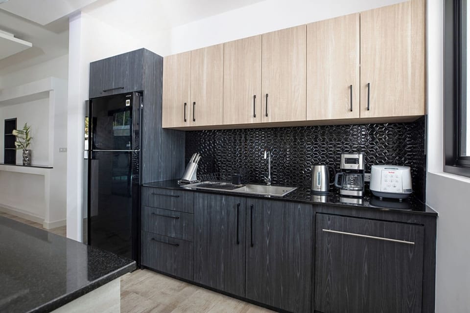 Luxury Villa, 5 Bedrooms, Private Pool, Pool View | Private kitchen | Full-size fridge, microwave, oven, stovetop
