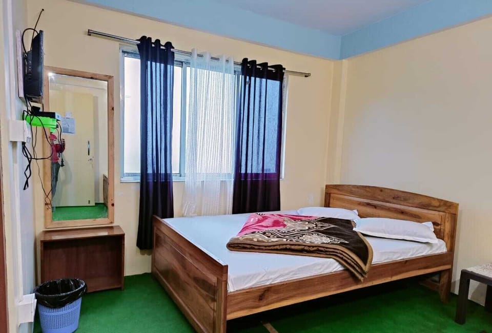 Standard Room, Hill View | Premium bedding, memory foam beds, in-room safe, individually furnished
