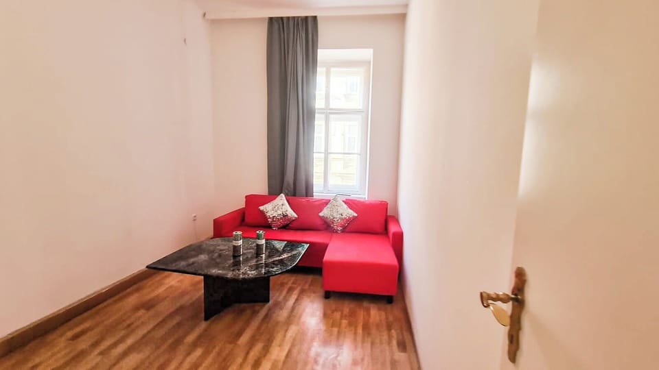 Modern 3BR Apartment Close to Belvedere Apartment in Vienna