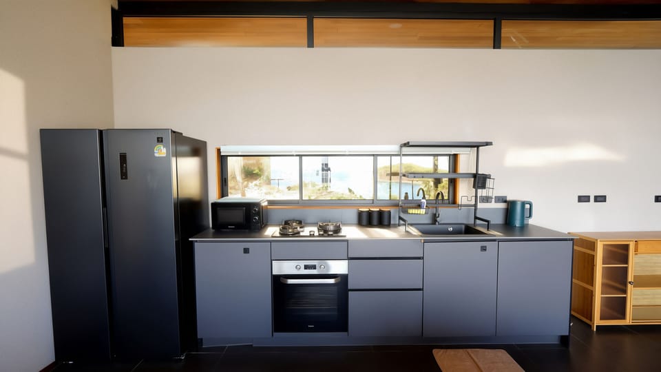 Family Villa, 2 Bedrooms, Sea View | Private kitchen | Highchair
