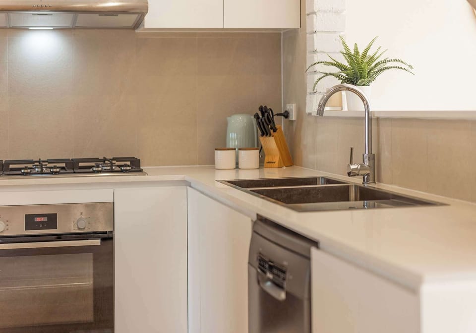 Coastal Palms | Fully functional Kitchen 