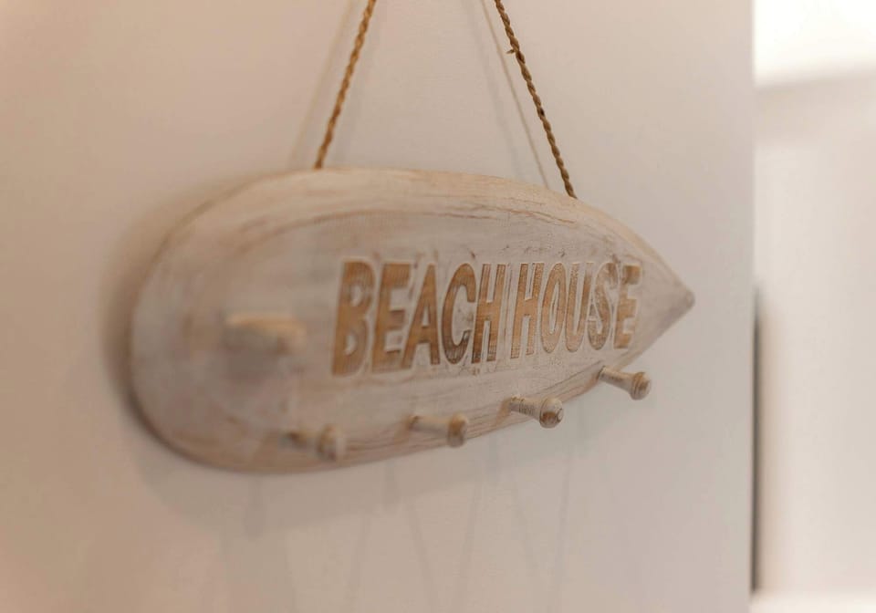 Coastal Palms | Relax, Unwind, Enjoy 