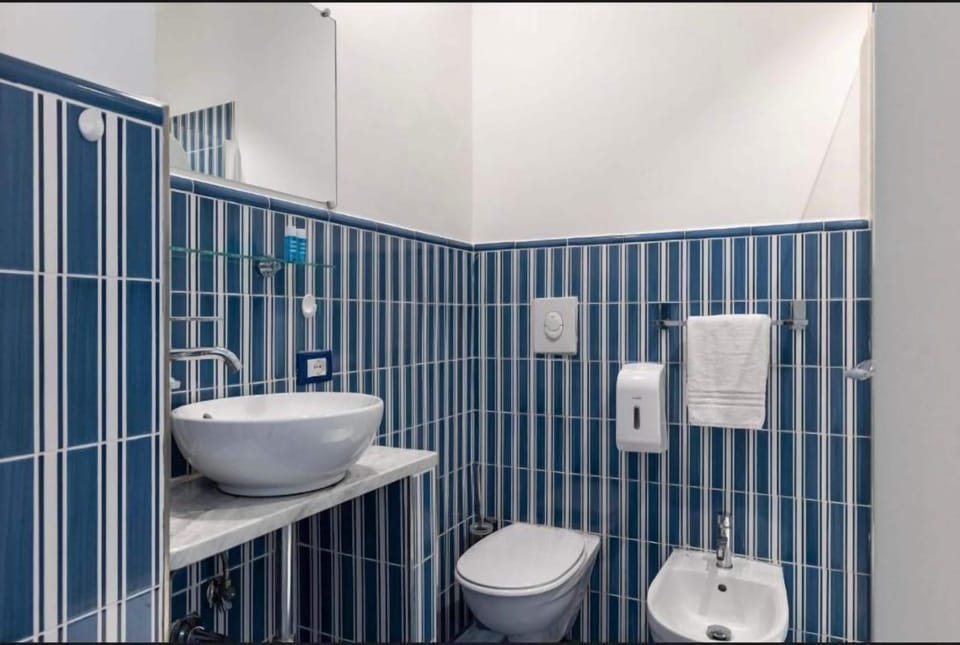 Triple Room | Bathroom